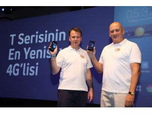 Turkcell 4g Özellikli Telefonu T50’yi Kktc’de Tanıttı