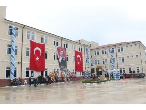 Başbakan Yardımcısı Arınç, Gemlikte İmam Hatip Lisesi Açtı