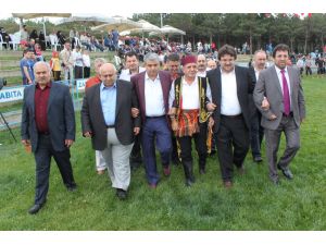 Pehlivanlar Er Meydanına Çıktı