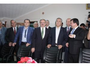 Arınç, Leylek Şenliğine Katıldı