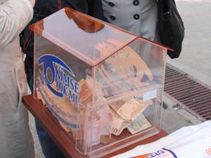 Yardım Kuruluşlarından Depremzedelere Yardım Eli