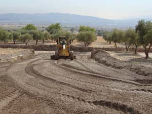 Yol Yapım Ekipleri Durmak Bilmiyor