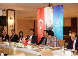 Başkan İmamoğlu Basın Mensuplarıyla Buluştu