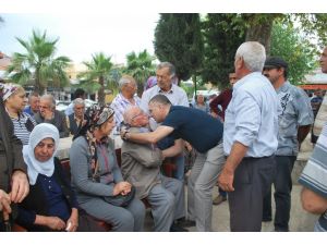 Kızının Mürüvvetini Gördükten 4 Gün Sonra Ölen Baba Toprağa Verildi
