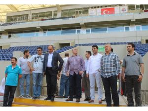 Rıza Çalımbay Mersine Geldi