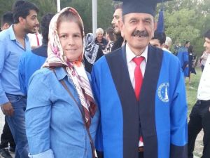 60 Yaşında Mezun Oldu