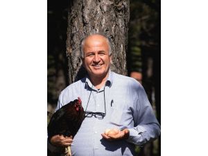 (Özel Haber) Kadife Çiçekleri Yumurtaya Tat Verdi