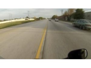 Polislerden Kaçışını Youtube’a Koyunca...