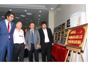 İmam Hatipli Öğrencilerin Hüsn-ü Hat Sergisi Göz Doldurdu