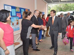 Murat Hazinedardan Okullara Ziyaret
