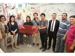 Japonlar Ege’yi Gezdi Harmandalı Oynadı