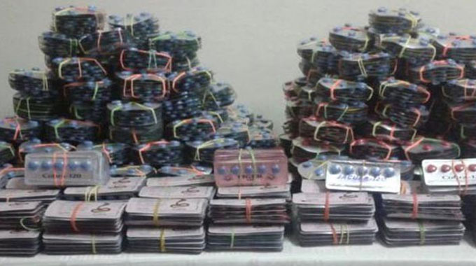 14 Bin 700 Adet Uyarıcı Hap Ele Geçirildi 