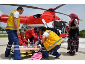 Durumu Kötüleşen Minik Cihan Helikopterle Sevk Edildi