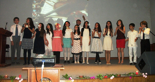 Yürekler Şiir İçin Attı