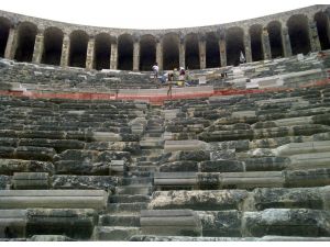 Aspendos’ta Restorasyon Çalışmaları