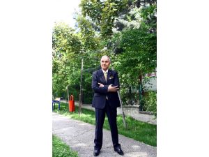 Eski Milletvekili Diker: “Arınç Başbakan Olmalıdır”