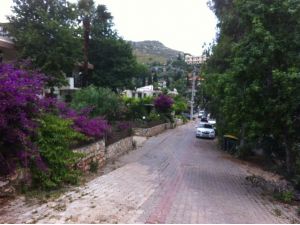 Dünyaca Ünlü Yerde Ne Elektrik Var Ne De Su