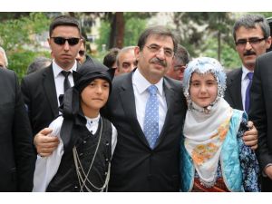 Bakan Güllüce: “Cumhurbaşkanlığını Kimin Kazanacağını Biliyorum”