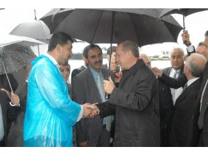 Başbakan Erdoğan Büyük Mecidiye Camiinde