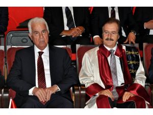 Kktc Cumhurbaşkanı Eroğlu’na Fahri Doktora Unvanı Verildi