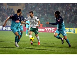 Şener Özbayraklı: “Geçen Sezon Bize Ders Oldu”