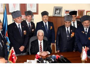 Kktc Cumhurbaşkanı Eroğlu, Şehit Ailelerini Ve Gazileri Ziyaret Etti