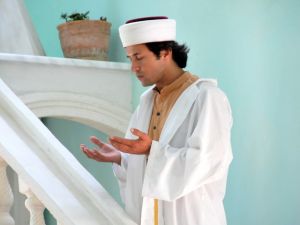 Diyanet, Rockçı İmam Hakkında Kararını Açıkladı