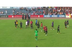 Galatasaray Maçında Olaylar Çıktı