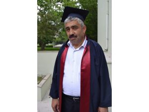 Kayseri’de Gençlere Taş Çıkartacak Okuma Azmi