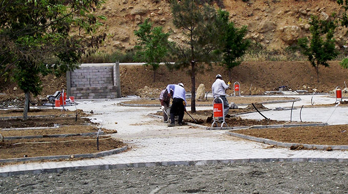 Onikişubat Belediyesi Ilıcaya Park Yaptırıyor