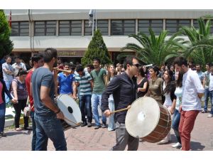 Ege’de Halaylı Formasyon Eylemi