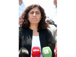 Tuncel: “Bayrak İndirme Meselesi Provokasyondur”