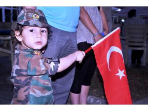 Kozcağızda Bayrağına Sahip Çık Yürüyüşü