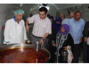 22 Yıldır 5 Bin Kişiye Sıcak Yemek