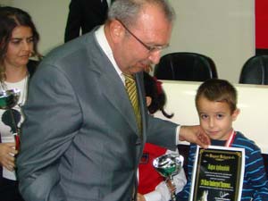 Sankolu Öğrenci Satrançta Birinci