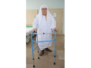 Yatalak Vaziyette Geldi, Ameliyatla Yürüdü
