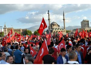 Kayseride Bayrak Yürüyüşü