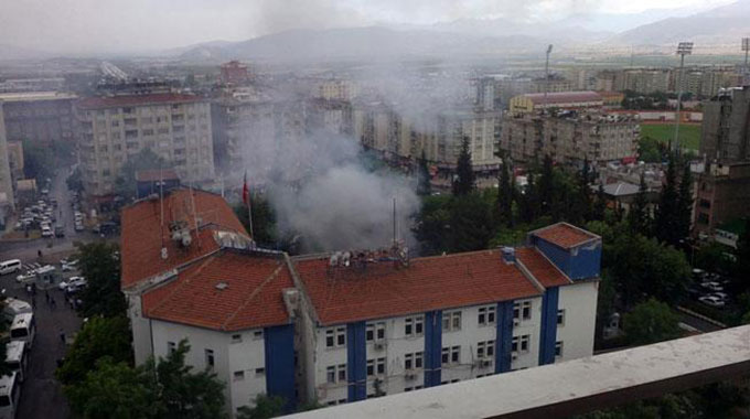 Patlamada Yaralanan Polis Memuru da Şehit Oldu 