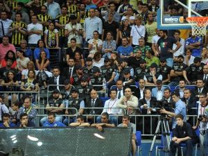 Galatasaraylı Yöneticilere Loca Şoku