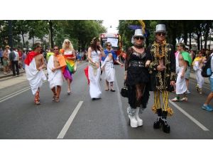 Eşcinseller Viyana’da Toplandı