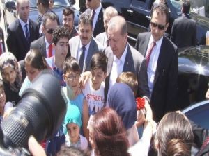 Erdoğan’ın Babalar Günü’nü Kutladılar
