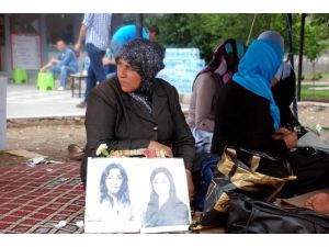 Ailelerin Oturma Eylemi Sürüyor