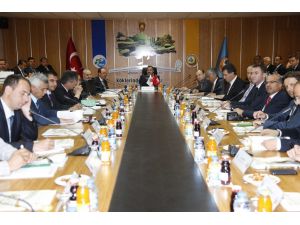 Orman Ve Su İşleri Bakanı Eroğlu, Orman Fakültesi Dekanlarıyla Bir Araya Geldi