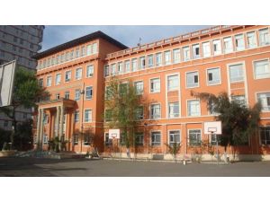 Bakü Türk Anadolu Lisesi Yenileniyor