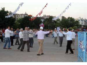 Osman Gazi’yi Anma Şenlikleri Kartal’da Gerçekleştirildi