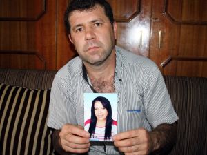 (Özel Haber) Çaresiz Koca Evden Kaçan Karısını Arıyor