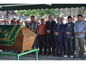 Eşe Ağlatan Veda