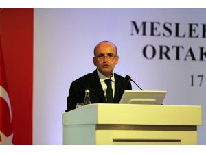Maliye Bakanı Şimşek: “Jeopolitik Gerginlikler Araya Girmediği Taktirde Cari Açık Aşağıya Çekilir”