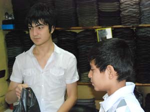 Üç Nesil Şapkacı