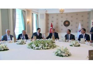 İş Dünyası Başbakan’la Ne Konuştu ?